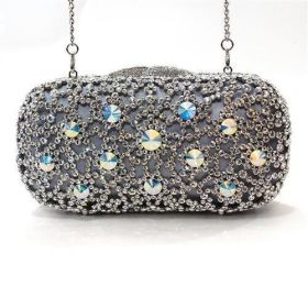 LO2364 - Imitation Rhodium White Metal Clutch with Top Grade Crystal in White